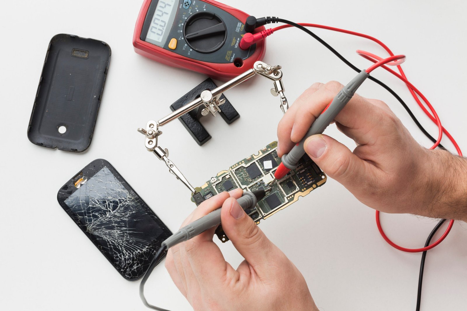 images of mobile technician