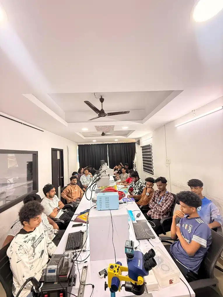 mobile repairing institute in kochi