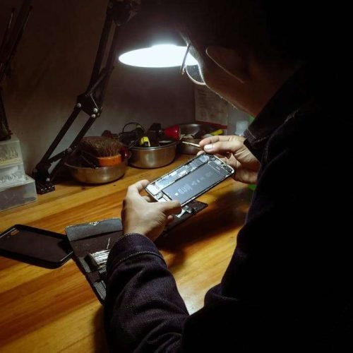 iphone and mobile repairing course